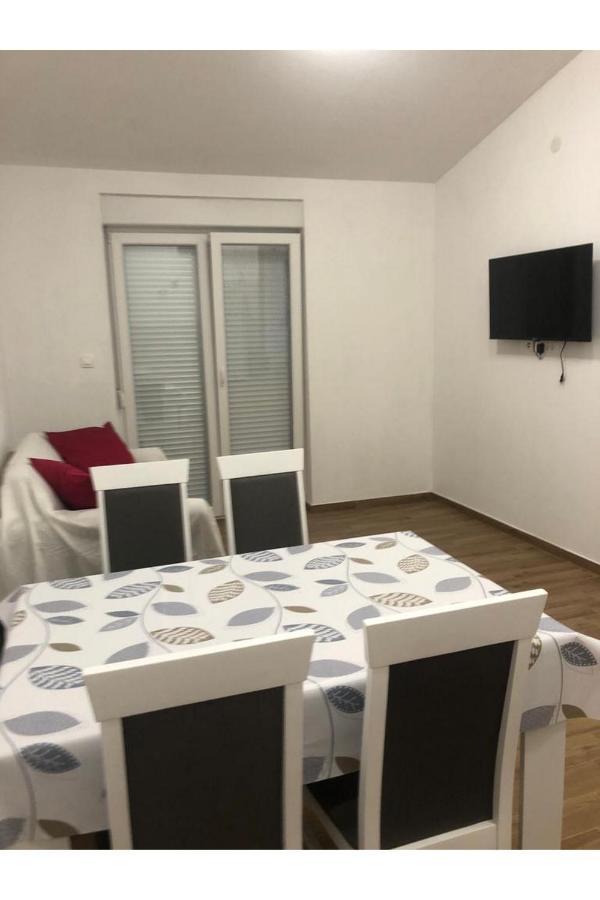 Beach Front Paradise Apartment Sukošan Buitenkant foto