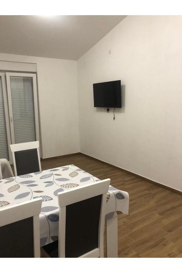 Beach Front Paradise Apartment Sukošan Buitenkant foto