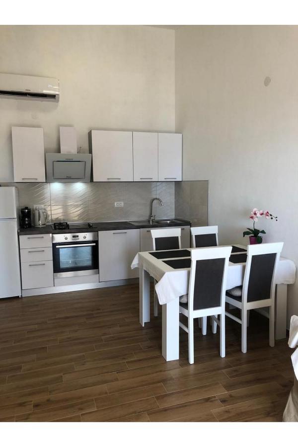 Beach Front Paradise Apartment Sukošan Buitenkant foto